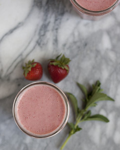Strawberry and Stevia Smoothie | Joy of Yum